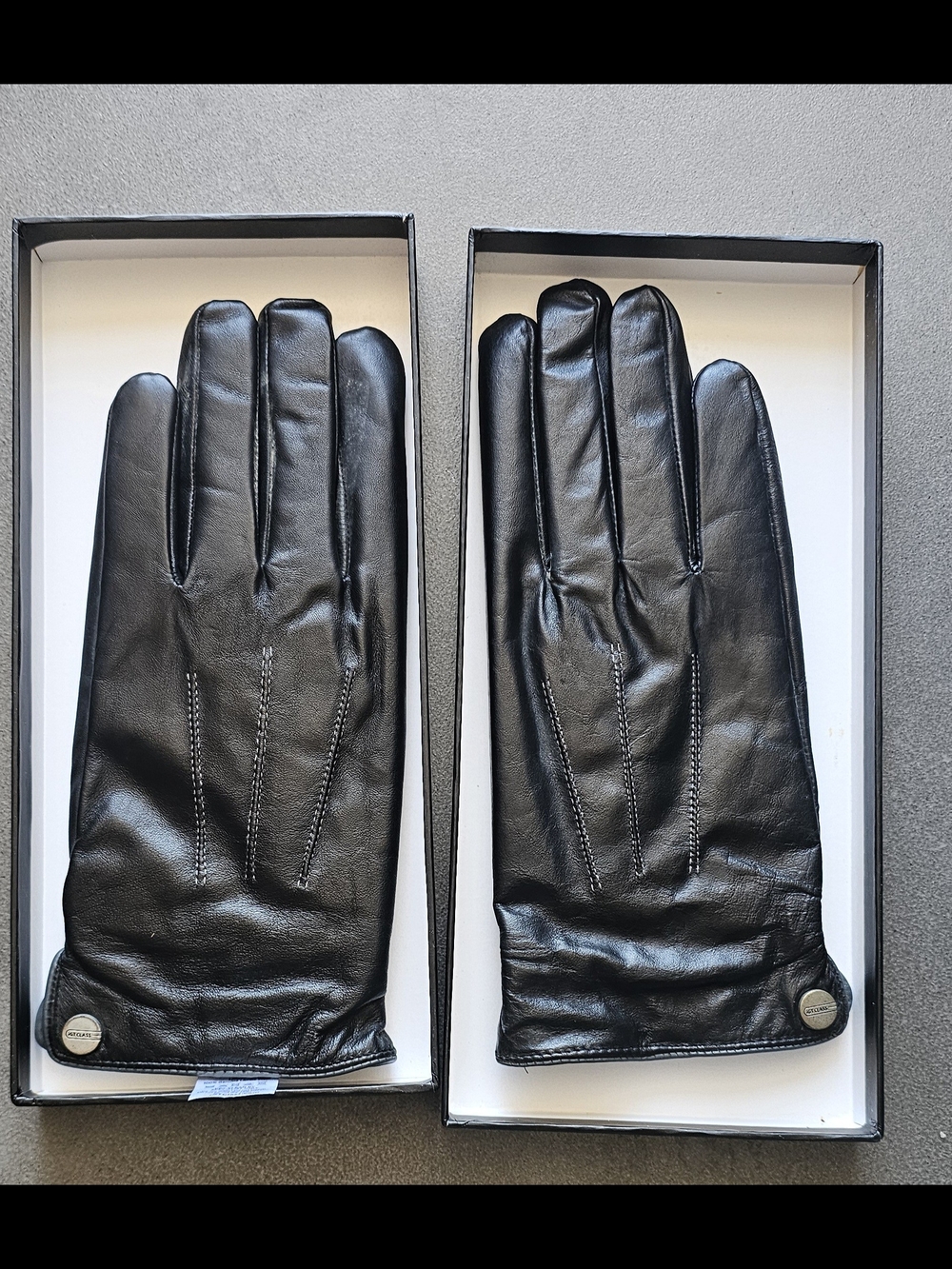 Men's Black Leather Gloves - Sleek Dress Gloves Size M